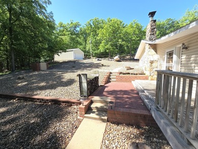 Lake living with lots of space!! WATERFRONT property, a GUEST - photo 31