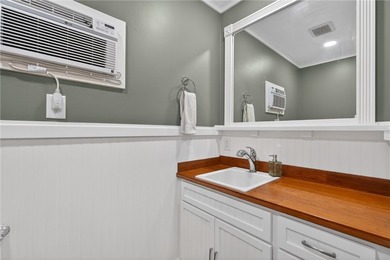 Pride of ownership shows throughout this meticulously well-kept - photo 32