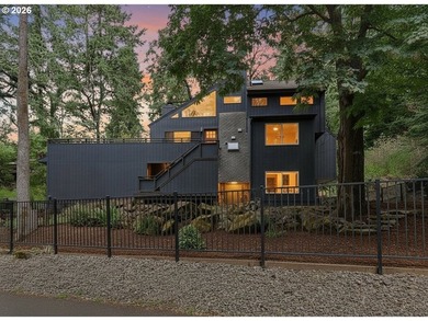 Experience the best of Pacific Northwest living in this - photo 1