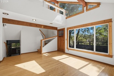 Experience the best of Pacific Northwest living in this - photo 5