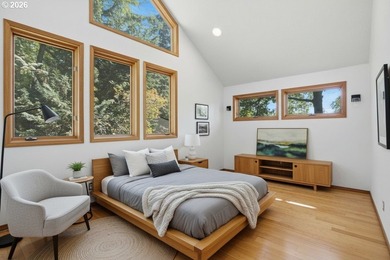Experience the best of Pacific Northwest living in this - photo 10
