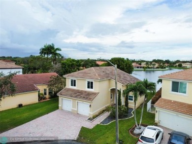 (private lake, pond, creek) Home For Sale in Miramar Florida