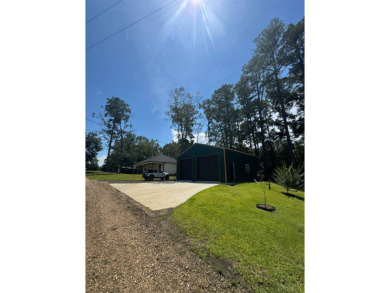 Lake Home For Sale in Many, Louisiana