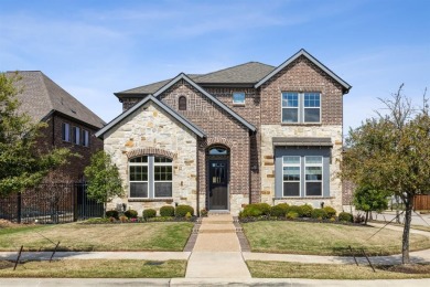 Lake Viridian Home Sale Pending in Arlington Texas