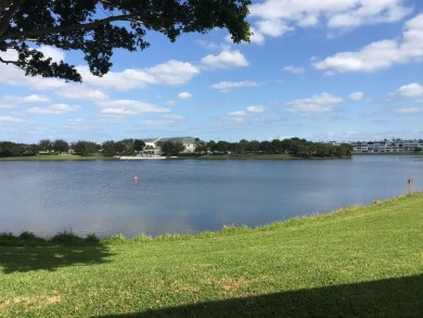 Lake Condo For Sale in West Palm Beach, Florida