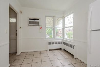Welcome to this beautifully maintained all-brick multi-family - photo 12
