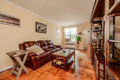 Welcome to this beautifully maintained all-brick multi-family - photo 21