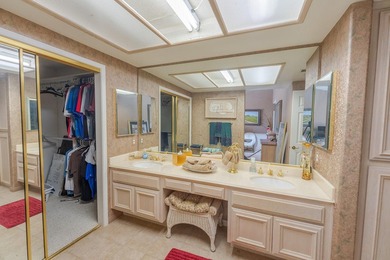 Spectacular Furnished Home. This beautiful four(4) bedroom - photo 22