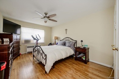 Welcome to this beautifully maintained all-brick multi-family - photo 25