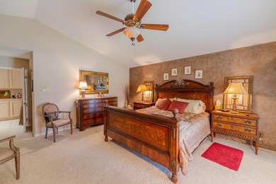 Spectacular Furnished Home. This beautiful four(4) bedroom - photo 27