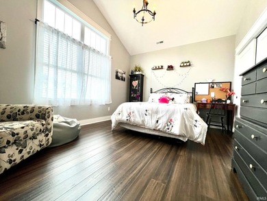 Stunning Newer Construction Home in Stonecrest Golf Community - photo 31