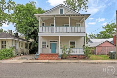 HAVE YOU BEEN LOOKING FOR A DUPLEX WHERE YOU CAN LIVE IN ONE - photo 1