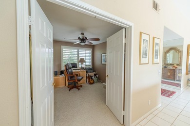 Spectacular Furnished Home. This beautiful four(4) bedroom - photo 32