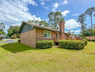 BRICK BEAUTY ON 0.5 ACRES! Welcome home to this charming - photo 44
