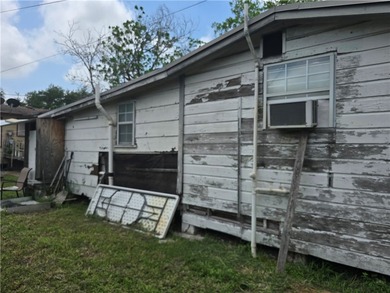 Located in Corpus Christi, this 2-bedroom, 1-bathroom home - photo 13