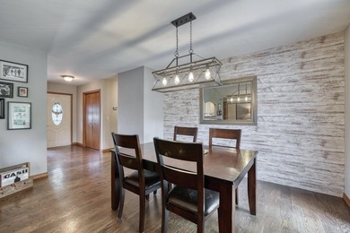 Move right into this updated 4 bedroom 3 full bath ranch with - photo 17