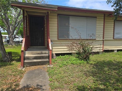Located in Corpus Christi, this 2-bedroom, 1-bathroom home - photo 23