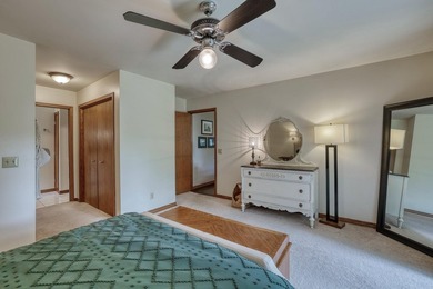 Move right into this updated 4 bedroom 3 full bath ranch with - photo 24