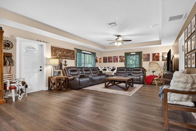WELCOME HOME! This charming, well-maintained 3-bedroom, 2.5-bath - photo 8