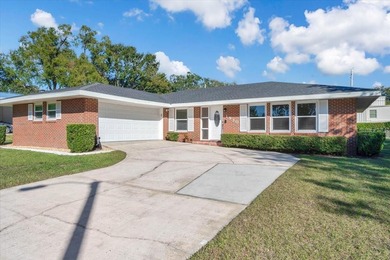 Lake Bentley Home For Sale in Lakeland Florida