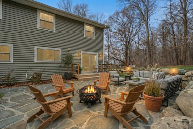 Lake Tippecanoe Home For Sale in Leesburg Indiana