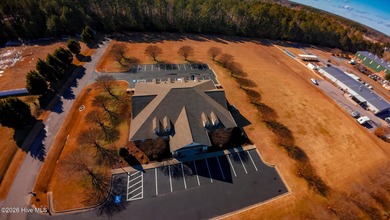Exceptional opportunity to own a premier 10,050 square foot - photo 4