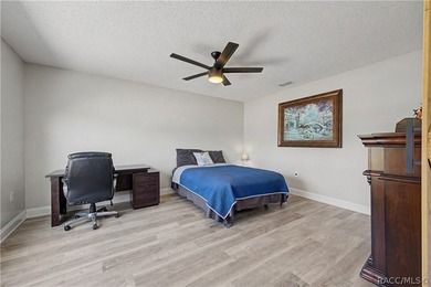 Welcome to this beautifully maintained one-owner pool home - photo 12