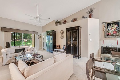 Warm and inviting villa in desirable Bridgeport Cove in the 55+ - photo 12