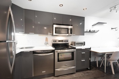 Welcome to this beautifully updated south-facing 1-bedroom home - photo 14