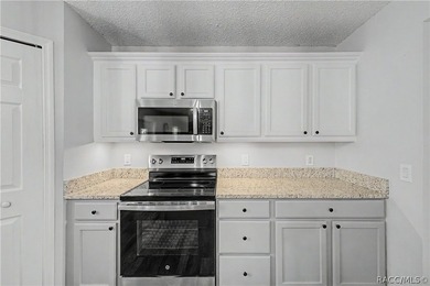 Welcome to this beautifully maintained one-owner pool home - photo 17