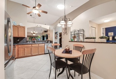 Warm and inviting villa in desirable Bridgeport Cove in the 55+ - photo 20