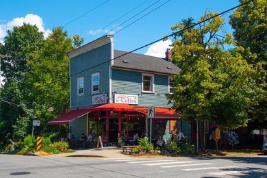 Welcome to this beautifully updated south-facing 1-bedroom home - photo 23