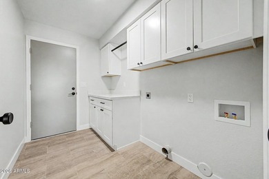 Welcome to this beautiful fully updated 2 bedroom 1 3/4 bath - photo 26