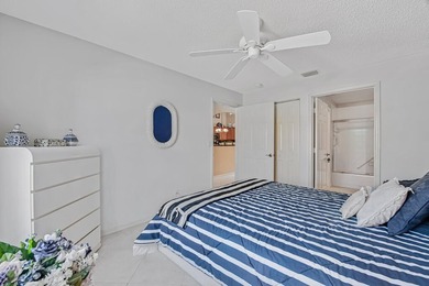 Warm and inviting villa in desirable Bridgeport Cove in the 55+ - photo 30