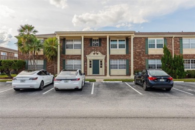 Lake Bentley Condo For Sale in Lakeland Florida