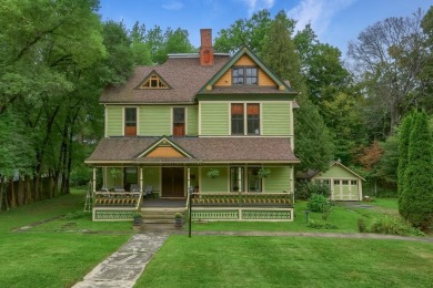 Allegheny River Home For Sale in Tionesta Pennsylvania