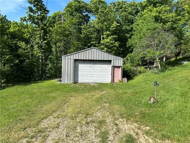 50 acres of peace, quiet and serenity. This 50 acre plot of land - photo 3