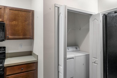 This River Oaks townhome has over 1,900 feet of living area! - photo 11