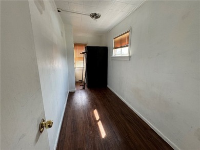 Welcome to 604 Upper Falls Blvd! This home offers two completely - photo 16