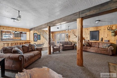 The Davis Lodge at Loafer Creek Falls lies just below Clifton - photo 16