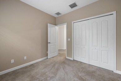 This River Oaks townhome has over 1,900 feet of living area! - photo 18