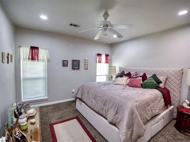 Seller is Motivated Welcome to this beautiful, single-family - photo 21