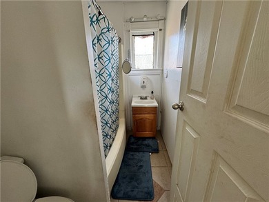 Welcome to 604 Upper Falls Blvd! This home offers two completely - photo 23