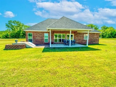 Seller is Motivated Welcome to this beautiful, single-family - photo 31