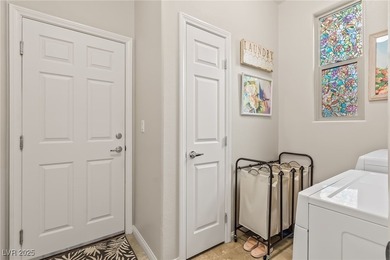 Welcome to this charming single-family home, thoughtfully - photo 39