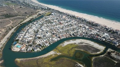 This meticulously maintained 4-bedroom, 2-bath Newport Shores - photo 44