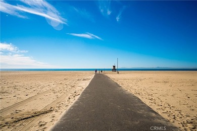 This meticulously maintained 4-bedroom, 2-bath Newport Shores - photo 46