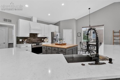 This mature 0.28-acre Pine Creek property offers a thoughtfully - photo 6