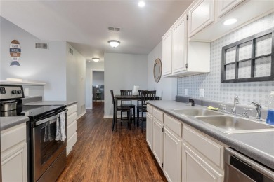 Lake Condo For Sale in Strawn, Texas