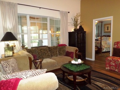 This charming residence, boasting three bedrooms and two - photo 11